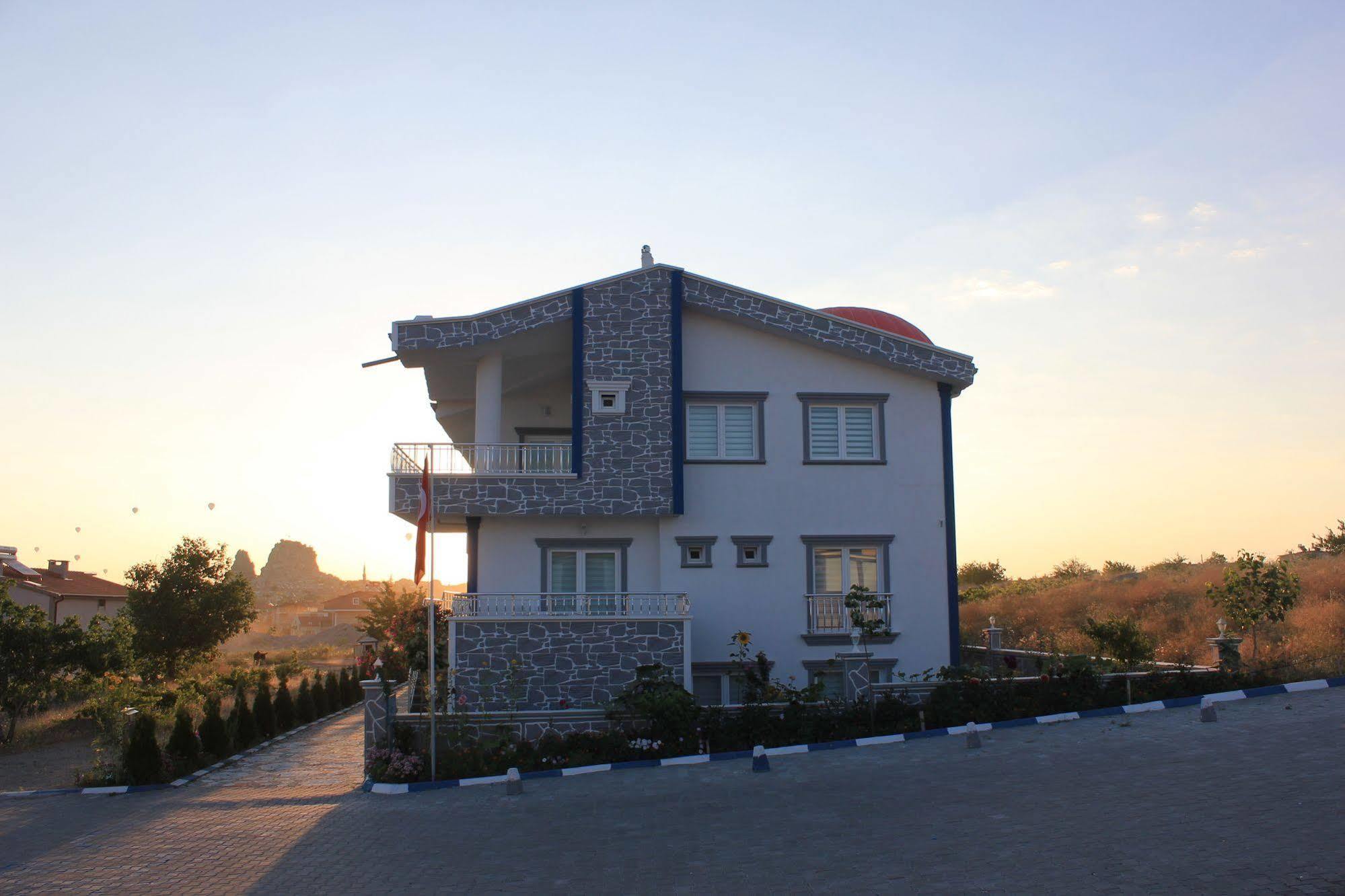 Cappadocia Symbol Hotel Uchisar Exterior photo